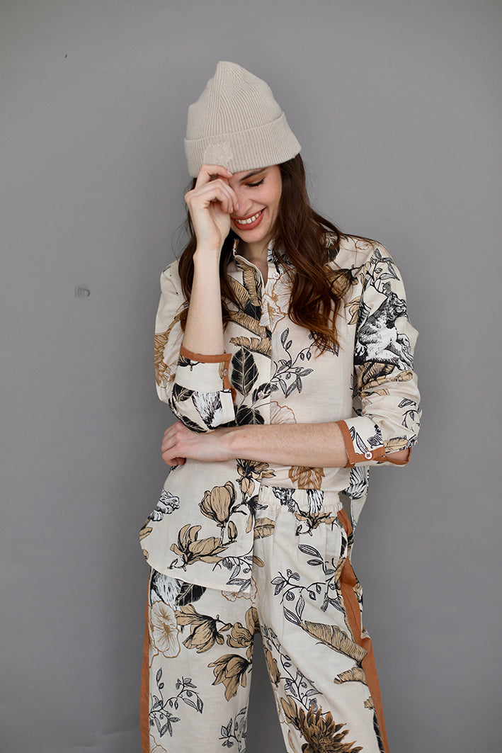 Camisa Clara Portrait