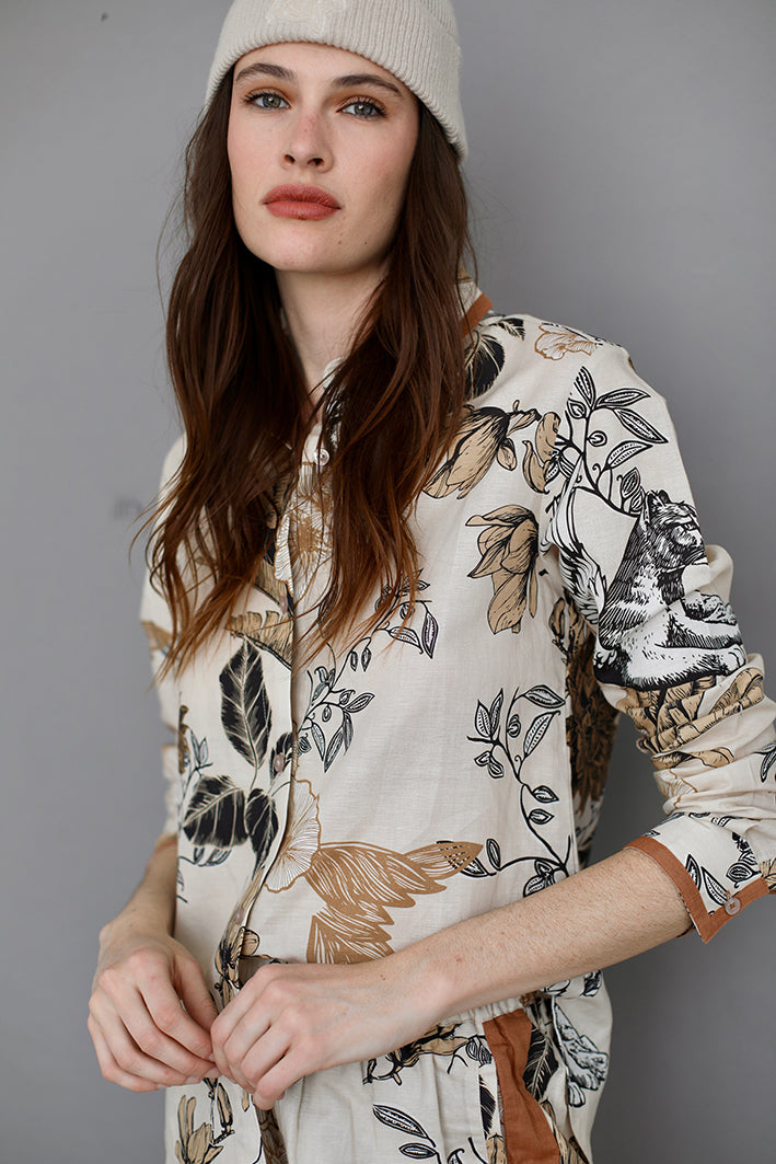Camisa Clara Portrait