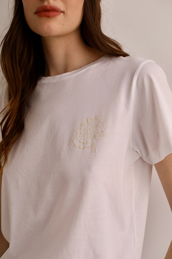 Remera Cheetah Blanco