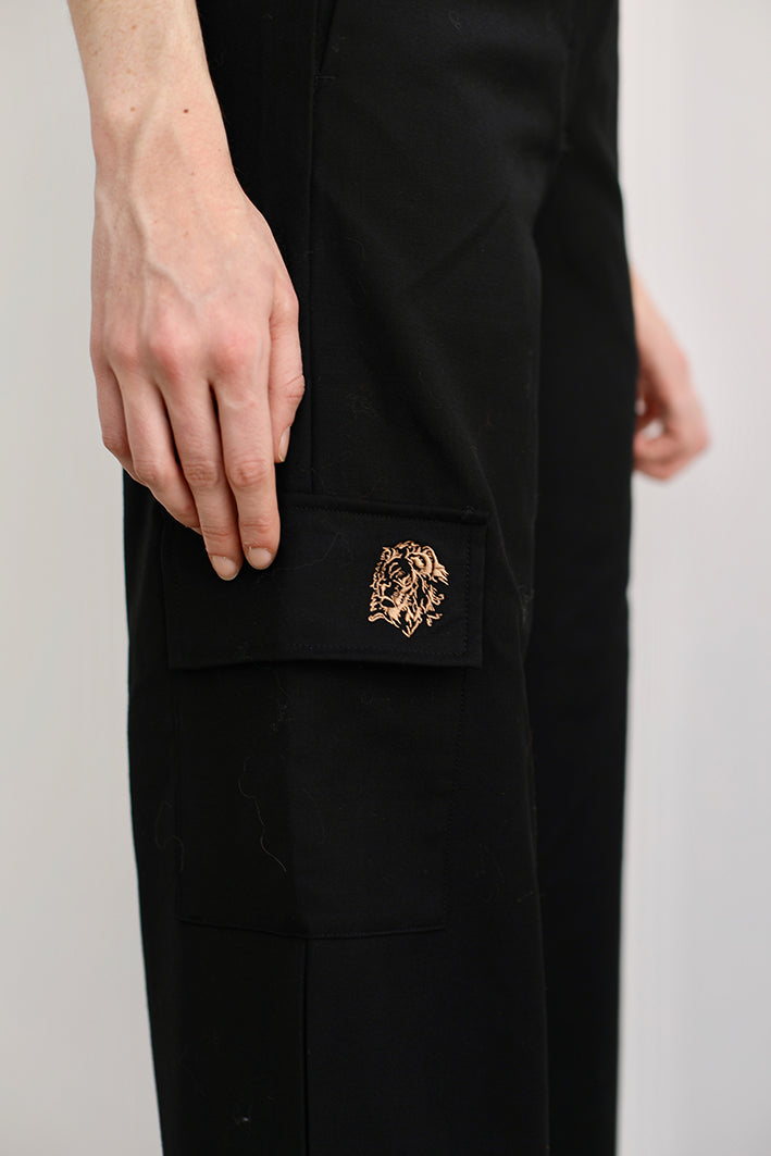 Pantalón de Lana Lion Negro