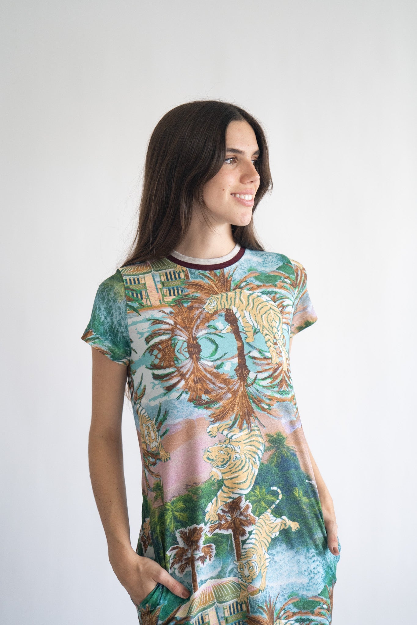 Vestido Corto De Jersey Paraíso