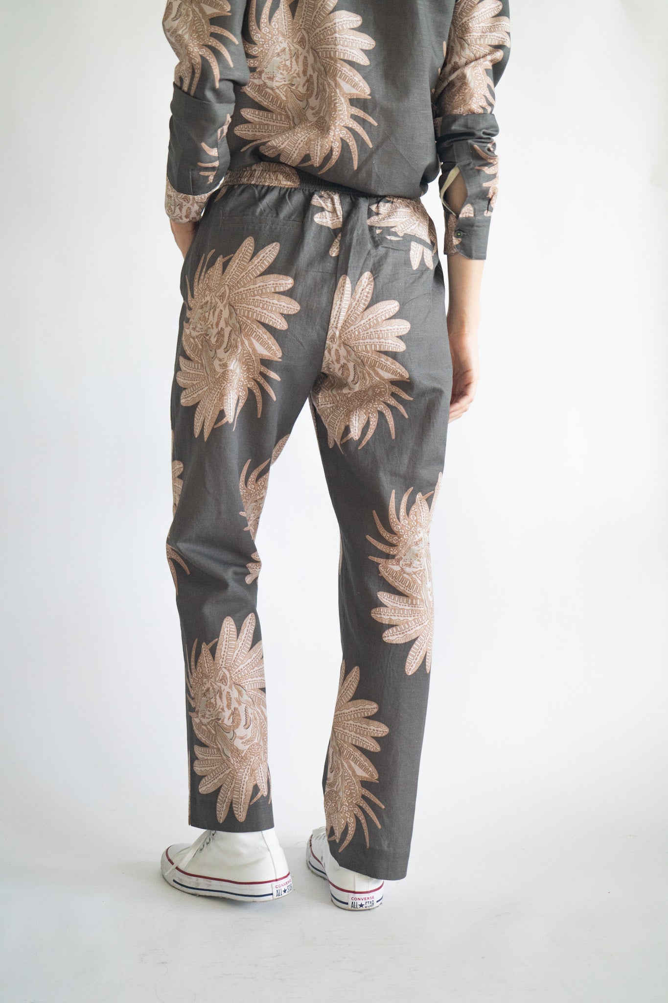 Pantalón Greek Grey