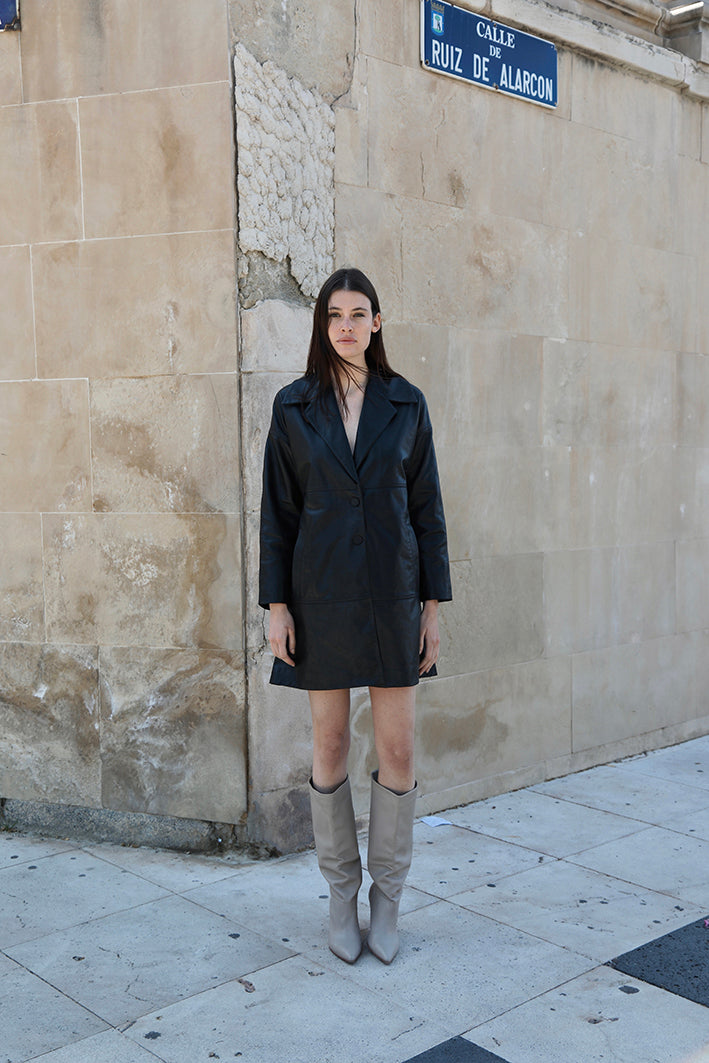 Chaqueta Oversize Cuero Negro 