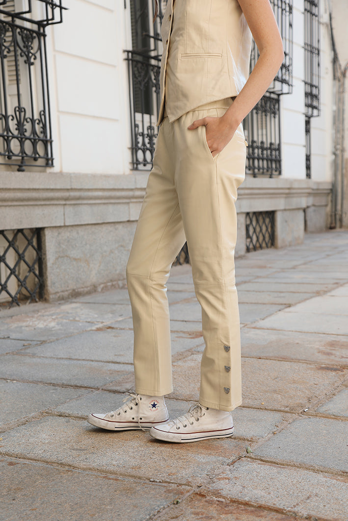 Pantalón Cuero Marfil 