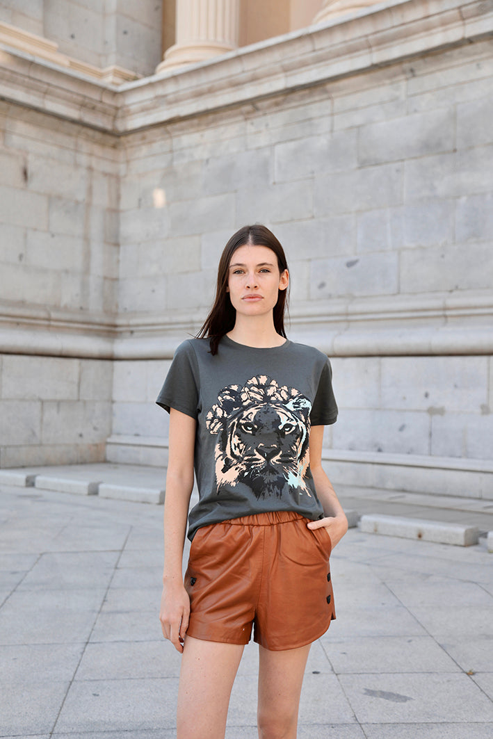 Remera Lion Gris