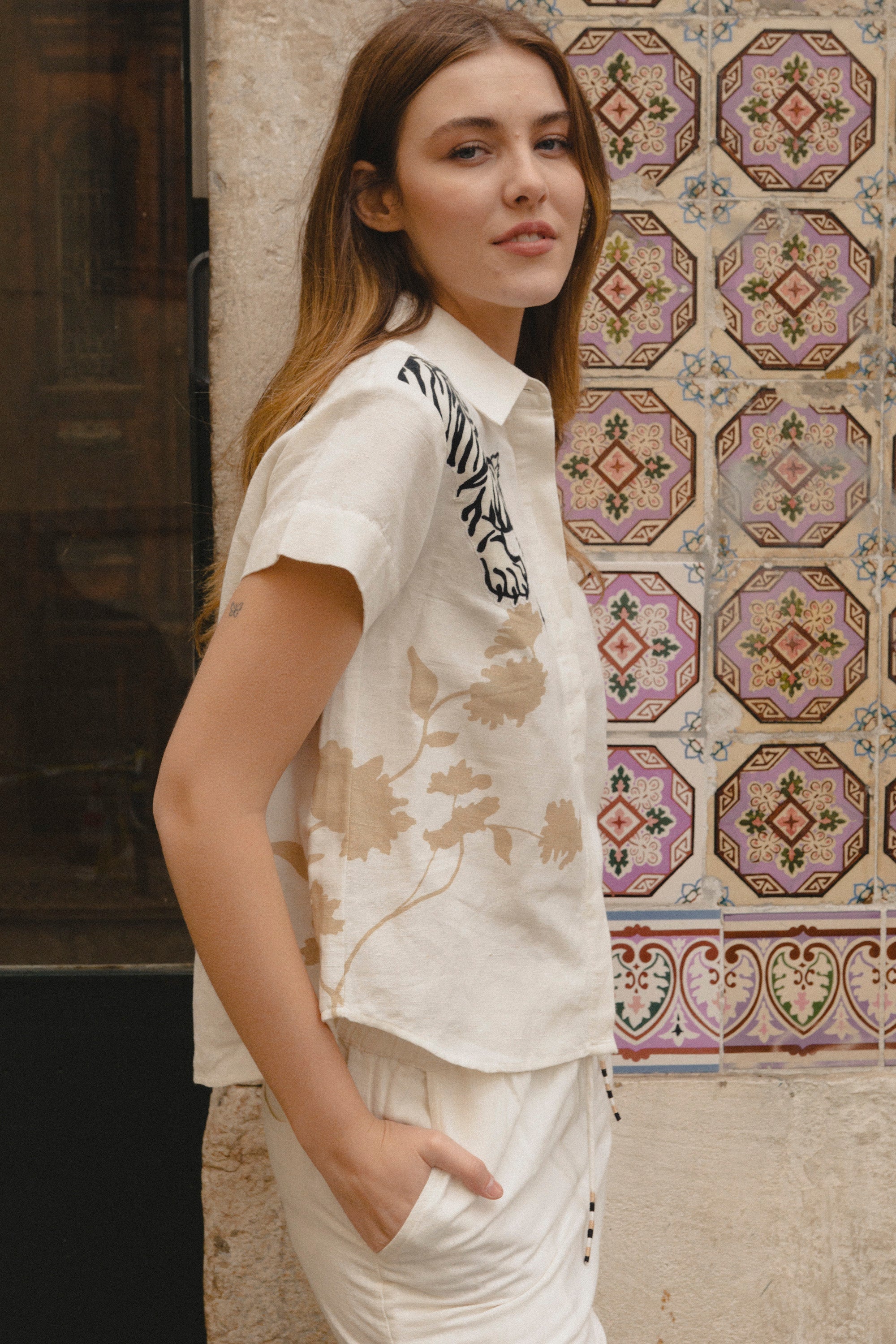 Camisa Romantic Tiger Blanco 